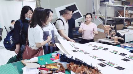 视传学院教师团队赴设计之都--深圳专业考察